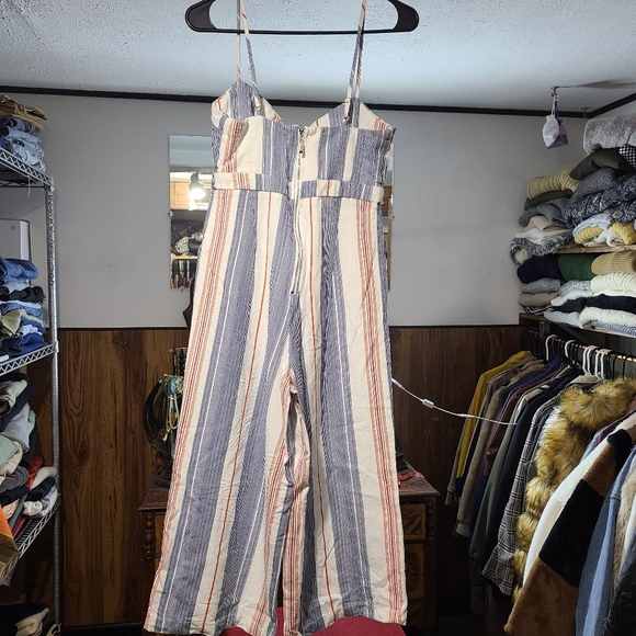 Forever 21 Sleeveles summer jumper - Picture 4 of 10